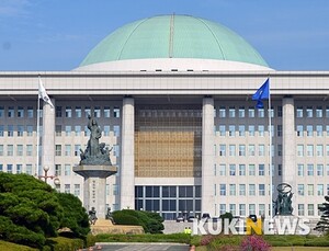 미래 먹거리 제약산업, 국회로 공 넘어가