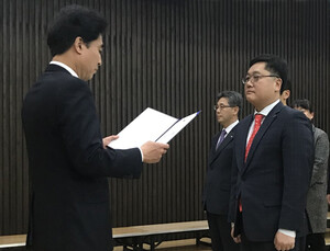 [제약산업 단신] 일동바이오사이언스 이장휘 대표, 식약처장 표창 수상 外