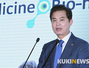 류영진 식약처장 “보건의료산업 발전 위해 업계와 소통 강화하겠다”