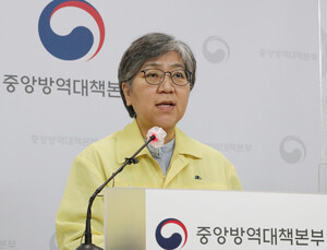 상온 노출 의혹 독감백신, 105명에 이미 접종