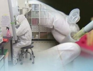 “백신 확보 서두르고 있어… 건강에 영향 미치다 보니 신중히 접근”