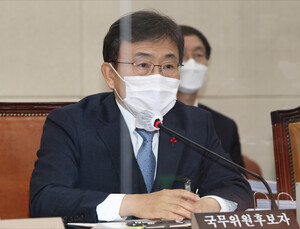 권덕철 장관후보자 청문회, 백신 공방만… 청문보고서 당일 채택 불발