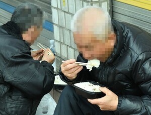 돌봄 재난에 빠진 중장년층… 5명 중 1명 직장 포기도