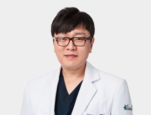 [건우리포트] 무지외반증 치료, 교정기론 안 돼요