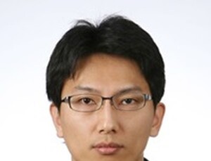 희생에 기반 둔 코로나19 방역대책, 언젠가는 터진다