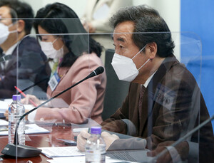 이낙연 “한국, 진단·치료·예방 3박자 갖춘 나라될 것”