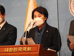 정춘숙 의원, 상병수당 제도화 법안 발의… “‘아프면 쉴 권리’ 사회적 백신”