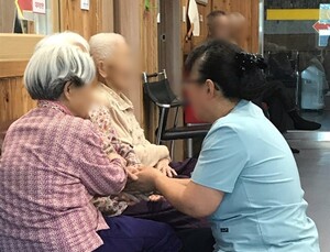날짜 모르고 같은 질문 반복…'치매 의심 증상 15가지'