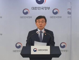 코로나19 백신 접종하면 모임 인원 기준에서 제외