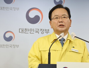 김 총리 “설 연휴, 고향 방문 자제해달라”