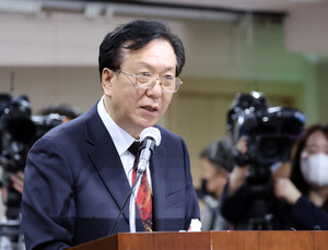與 “정호영 옹호한 한덕수, 윤리의식 의심”