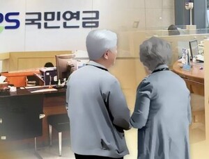 노인빈곤율 1위 한국, 은퇴 후 8년 소득 공백 ‘눈앞’