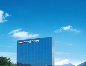 한미약품, ‘질환 중심’ 조직 개편…R&D 성과 앞당길까