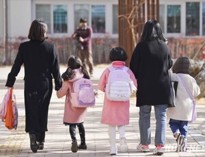 “올해는 출산율 반등할 것”…어떤 정책 바뀌길래