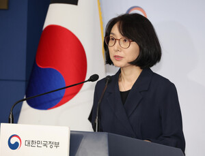 상급종합병원 구조 전환 본격화…일반병실↓ 중환자실↑