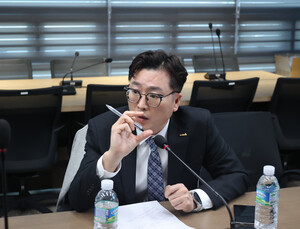 입학정원 늘린다는 임상병리과…“졸업해도 갈 곳 없어” 커지는 우려