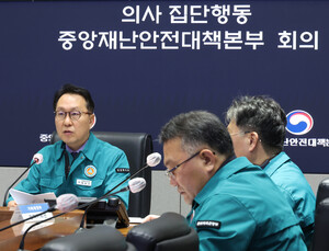 도 넘은 의대생 휴학 종용…복지부 “수업방해 행위 엄정 대처”