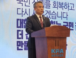 대통령 없는 ‘대통령 직속 의개특위’ 연장…의협 “의료과제 원점에서 재논의”
