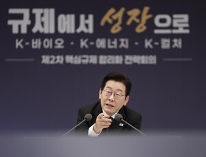 줄기세포 치료, 국내서 가능해진다…李 대통령 “‘일단 돼’ 마인드로”