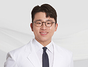 ‘자주 삐는 발목’ 방치하면 관절염 된다… 반복되는 염좌의 경고