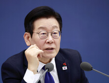이재명 대통령, 수가 정상화 등 검토 지시…“의료 문제 원인부터 해결해야”