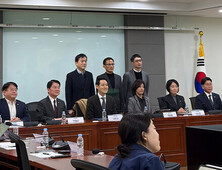 닥터나우 방지법, 본회의 문턱서 찬반 격돌…장외 여론전 불붙어